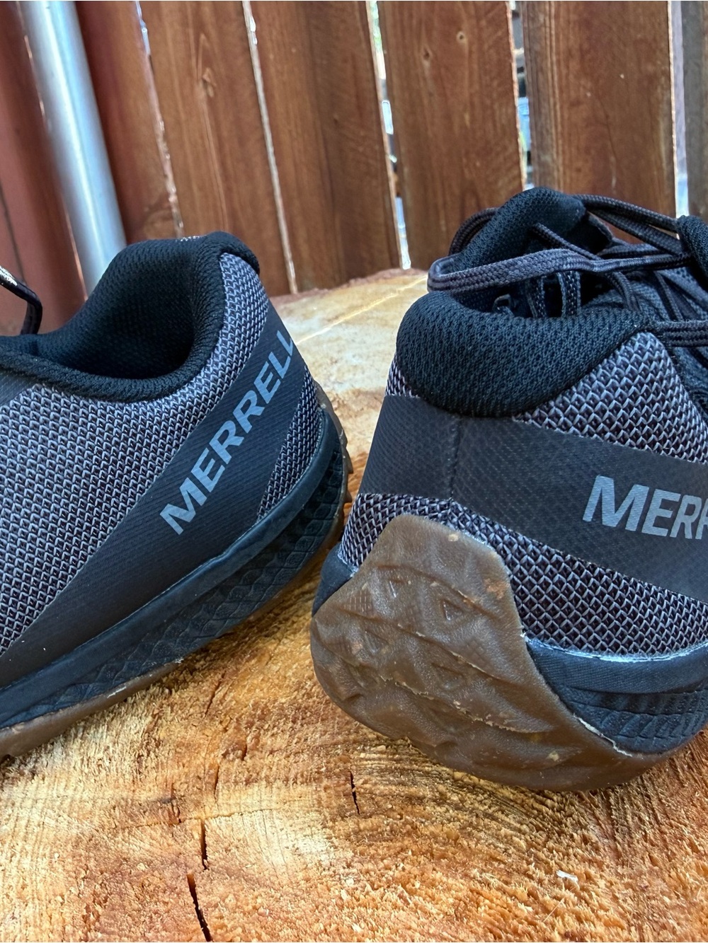 Merrell Men's Black Athletic Trainer with Vibram Outsole - Picture 3 of 7